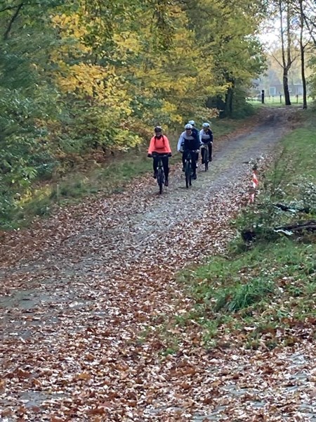 Atlanta Metaal Bouw MTB tocht