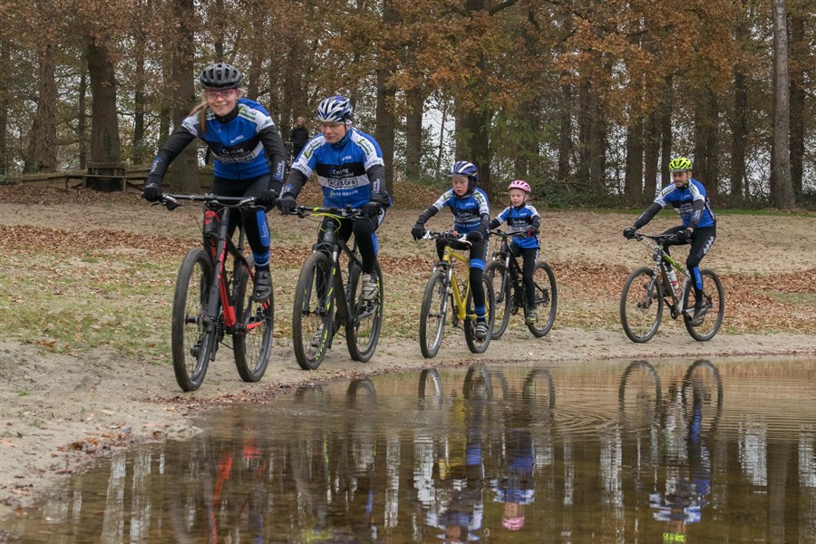 Cycling Lemelerveld