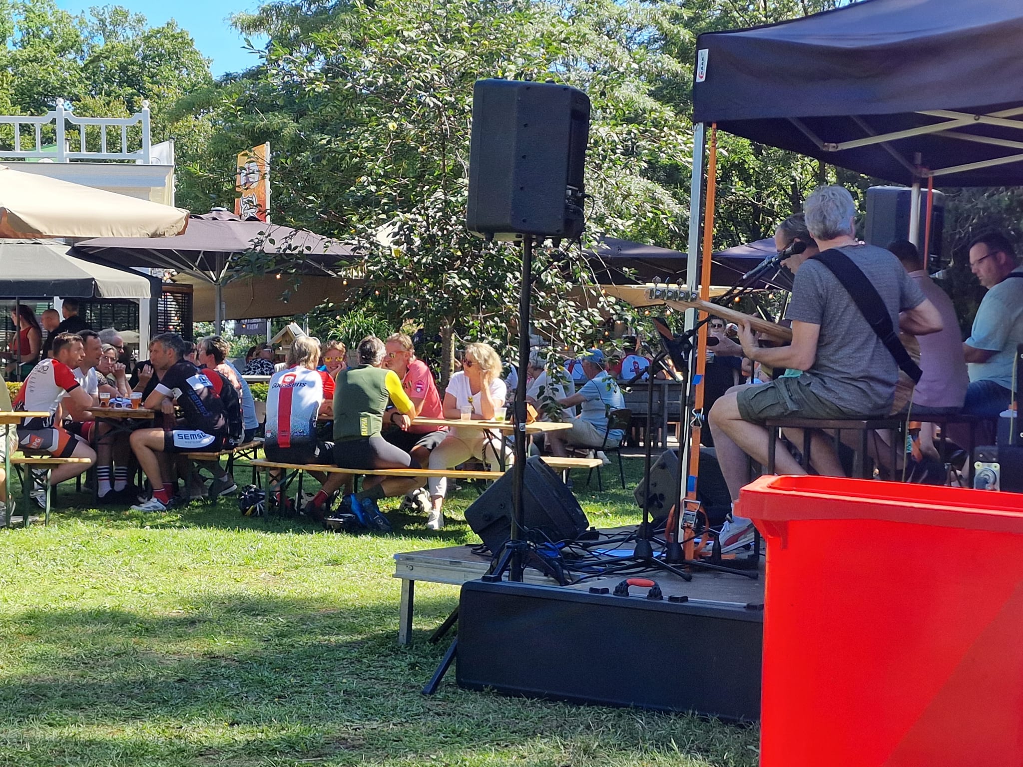 BIKE-BEER-BBQ e-bike tocht Koningsdag 2024