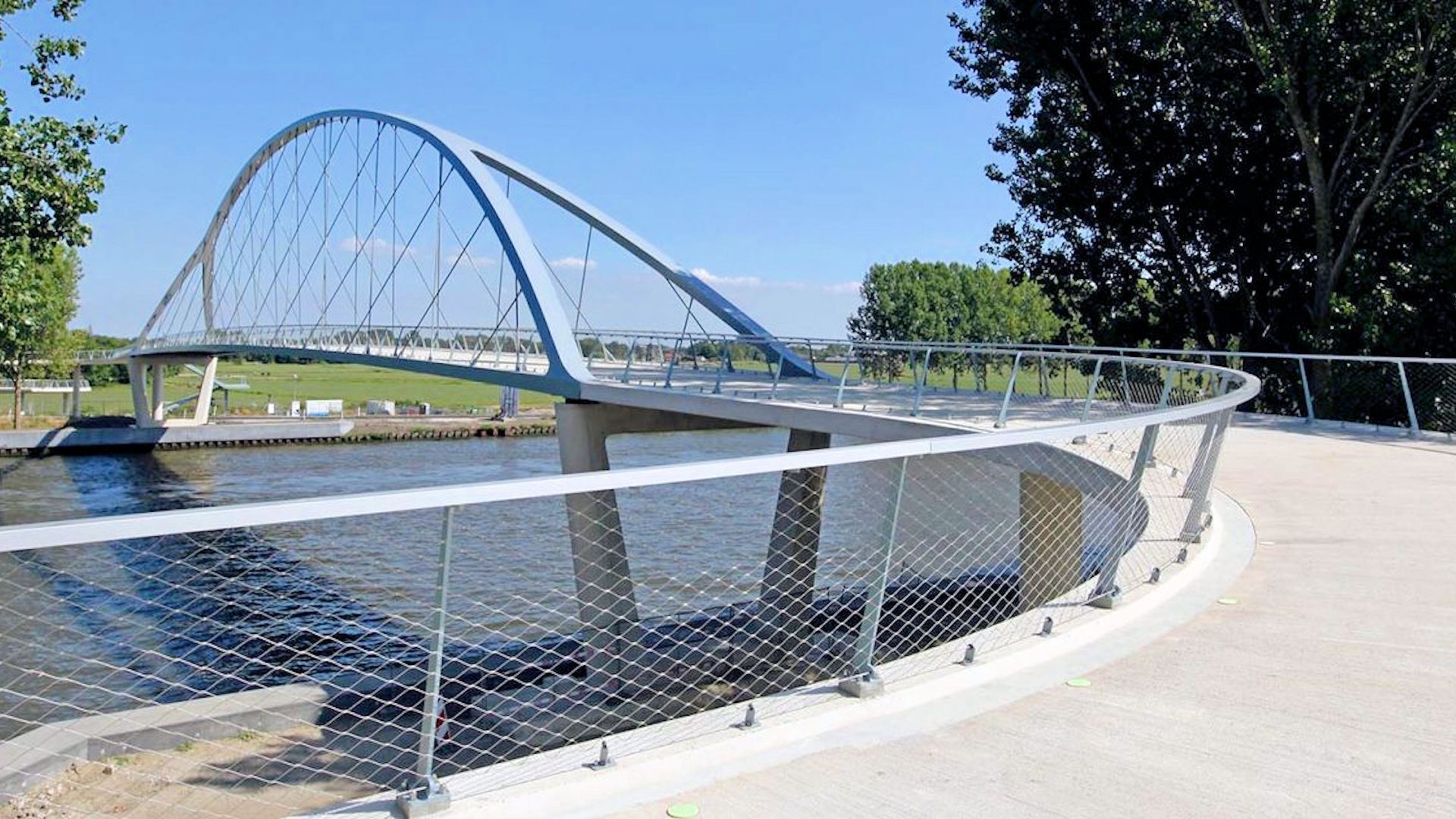 Dertien Bruggen